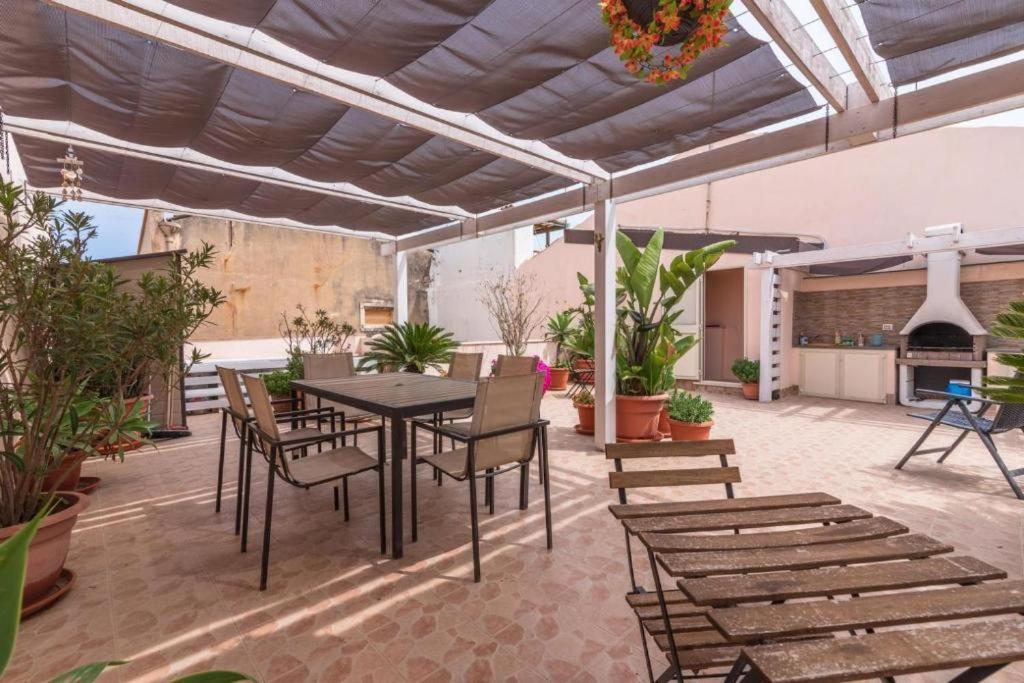 La Feluca Apartment Syracuse Exterior photo
